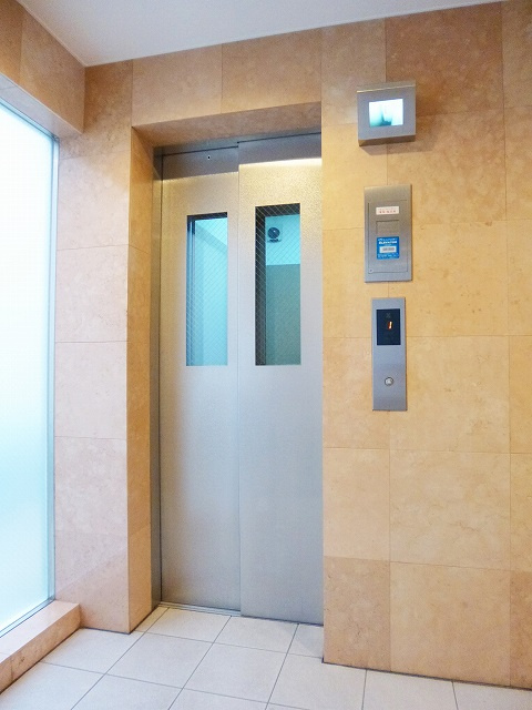 オーキッドレジデンス三ノ輪Ⅱの設備|防犯カメラセキュリティ付エレベーター