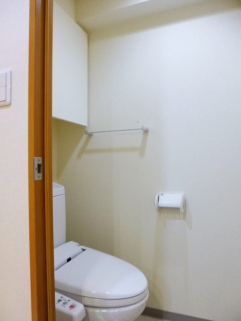 オーキッドレジデンス三ノ輪Ⅱのトイレ|温水洗浄便座