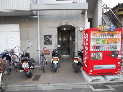 エリーフラッツ西京極の駐車場|駐輪スペース
