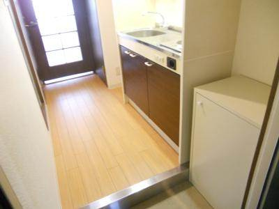 エリーフラッツ西京極の展望|玄関から