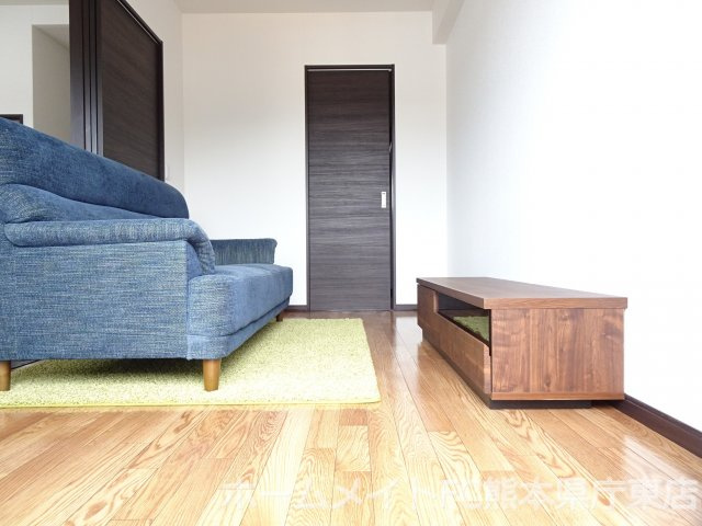 熊本市西区横手４丁目の賃貸マンションの洋室