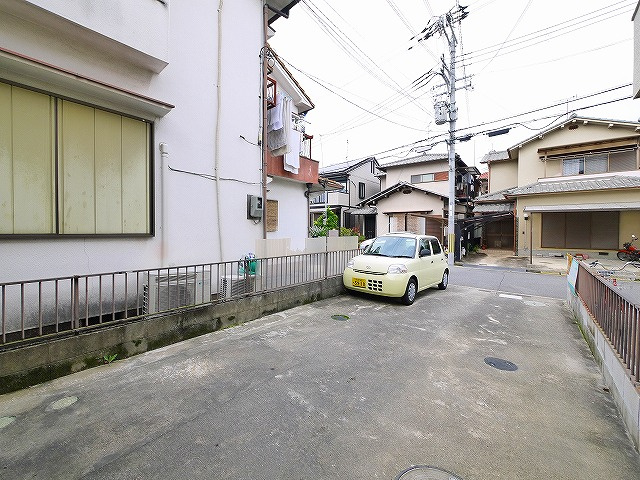 新町ハイツの駐車場|駐車場があります