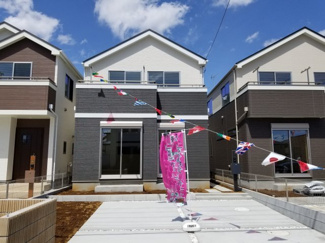 【外観】 | 外観もきれいです＜越谷市宮本町　E号棟　新築戸建＞