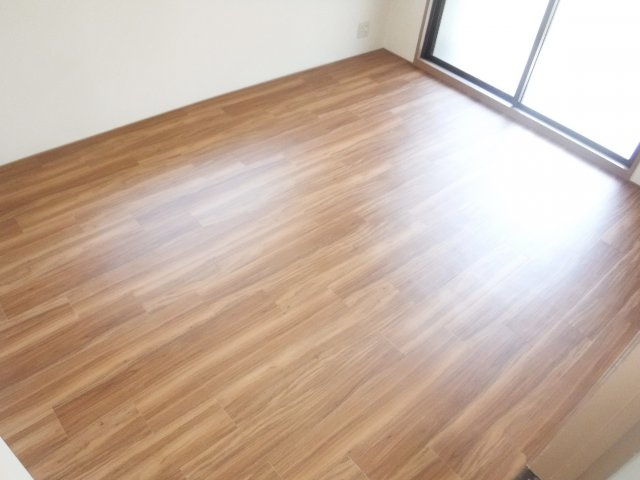 アビタヌーボーの洋室