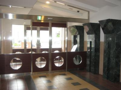 【エントランス】 | アドバンス新大阪CityLife | 豪華なエントランスロビーです