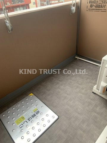 プレサンス天満橋アンジェのバルコニー