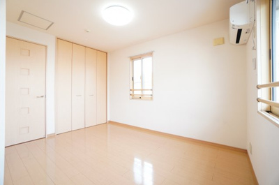 【寝室】 | ロイヤルガーデンKIRINOKI | ※同物件・同タイプの写真です。