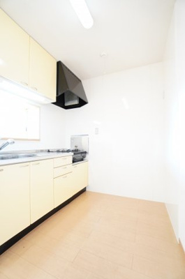 【キッチン】 | ロイヤルガーデンKIRINOKI | ※同物件・同タイプの写真です。