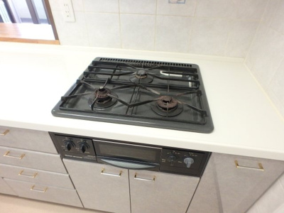 【キッチン】 | 藤和ハイタウン梶ヶ谷 | 3口ガスコンロ・グリル付