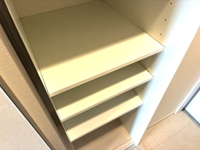 【玄関】 | リブリ・ADハウス