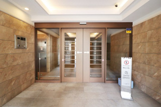 【エントランス】 | ■二重床・二重天井構造！