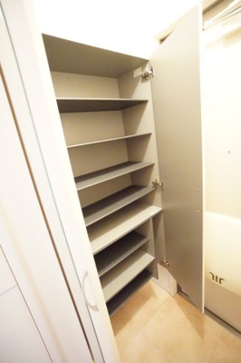 【収納】 | ロイヤルガーデンKIRINOKIⅡ | ※同物件、同タイプのお部屋です