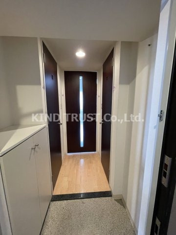 ノートアール107の玄関|明るい玄関です