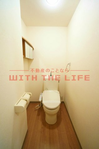 グランフォースMOCO（モコ）【キャッシュバック対象物件】のトイレ|落ち着いた色調のトイレです