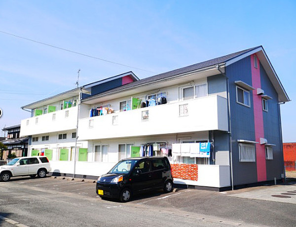 レッドハウス福益【キャッシュバック対象物件】の外観|外観もきれいです