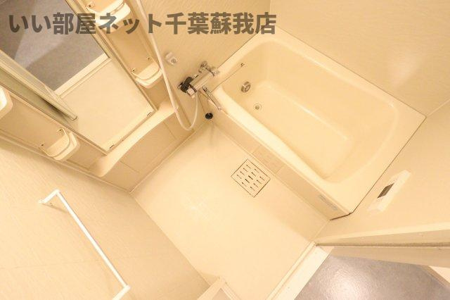 SANTAの浴室|清潔感のある落ち着いた雰囲気のお風呂♪