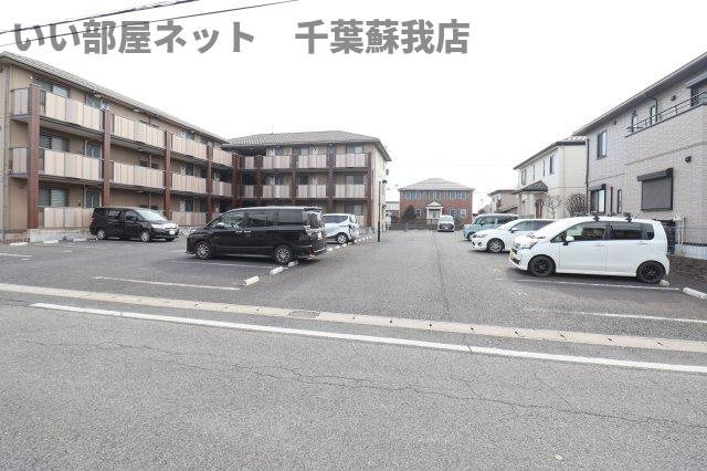 セジュール山の根の駐車場|駐車場完備です