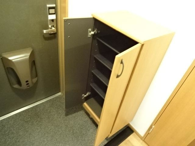 ヴァンベール WAKAMIYAの収納|シューズボックス