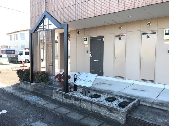 ヴァンベール WAKAMIYAのエントランス|外観写真その他3