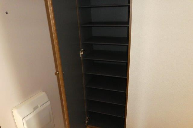 エスポワール倉敷の内装|シューズボックス