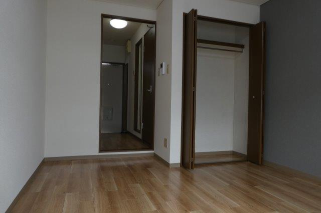 エスポワール倉敷の洋室