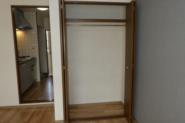 エスポワール倉敷の収納|クローゼット