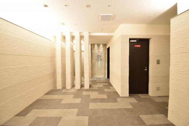TOYOTOMI STAY Premium 難波元町のエントランス