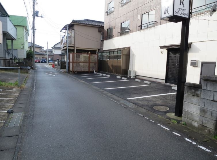 佐貫西口駅前ビルの外観