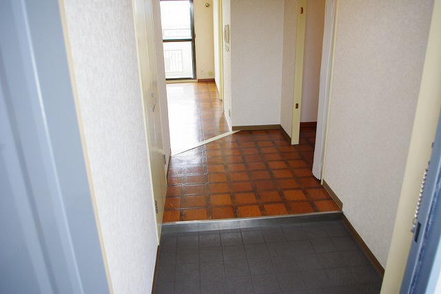 矢追マンションの玄関|シンプルで使いやすい玄関です