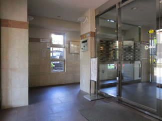 【エントランス】