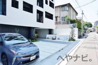 【駐車場】