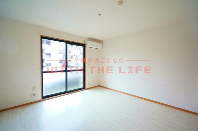 マーサジュネスⅡ【10，000円キャッシュバック対象物件】の居間・リビング|お料理しやすいキッチンです