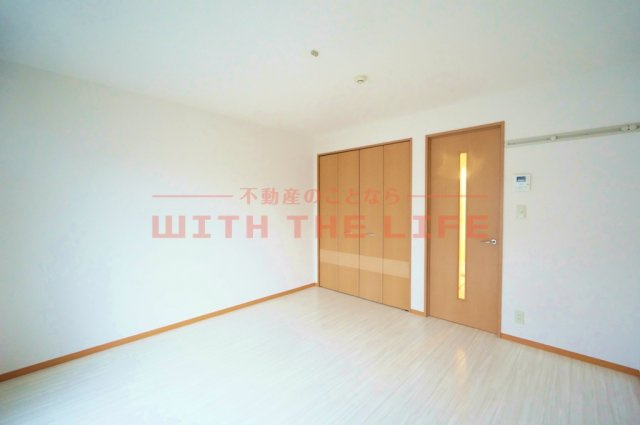 マーサジュネスⅡ【10，000円キャッシュバック対象物件】の洋室|明るい洋室です