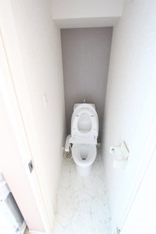 【トイレ】 | エル・カプリーチョ | 同タイプ参考写真