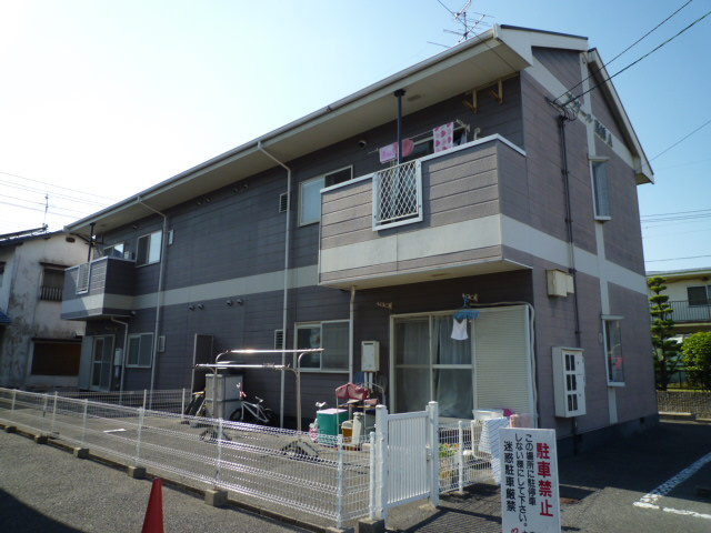 倉敷市大島のアパートの外観