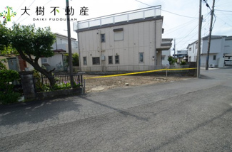 【前面道路含む現地写真】
