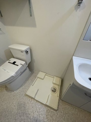 【設備】 | Fメゾン上新庄Ⅱ | 室内洗濯機置き場です