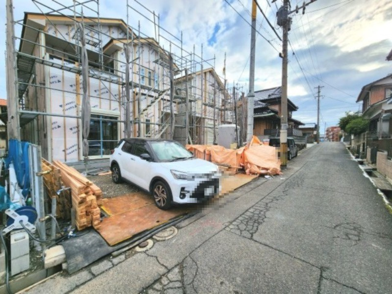 ーFITーフィットー小倉南区若園２丁目２期　【小倉南区　新築戸建て】の前面道路含む現地写真|現地撮影　2023,1,26　－FIT－フィット若園２丁目２期　【小倉南区　新築戸建て】