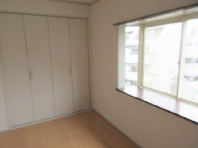 宮の谷ハイツの寝室