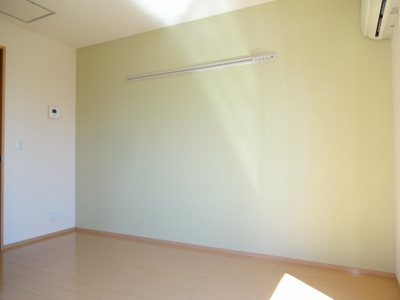 【寝室】 | アムール