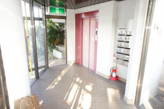 【エントランス】