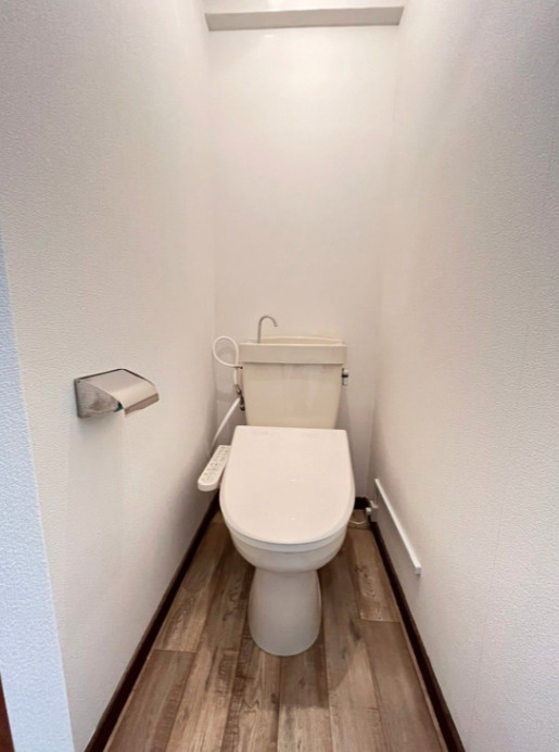 OAK VILLA 久留米のトイレ|落ち着いた色調のトイレです