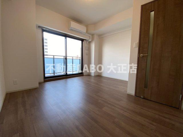 N’ｓマンション港の洋室