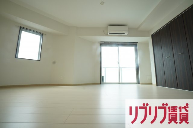 東ビル本町の居間・リビング