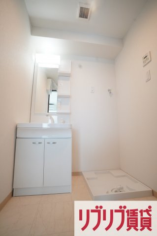 東ビル本町の洗面所