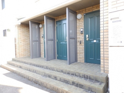 【エントランス】 | アーバン・コンフォート吉敷 Ｂ棟