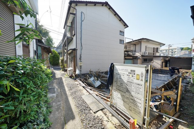 【保土ヶ谷区瀬戸ヶ谷町87】（瀬戸ヶ谷小学校・岩崎中学校）の外観|全室2面採光で明るく風通し良好です。