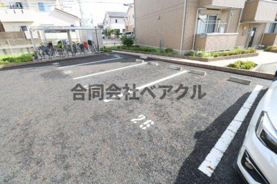 【駐車場】 | レークタウンB棟 | 駐車場完備です