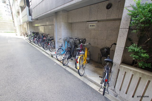 CーWING　仲介手数料無料の駐車場