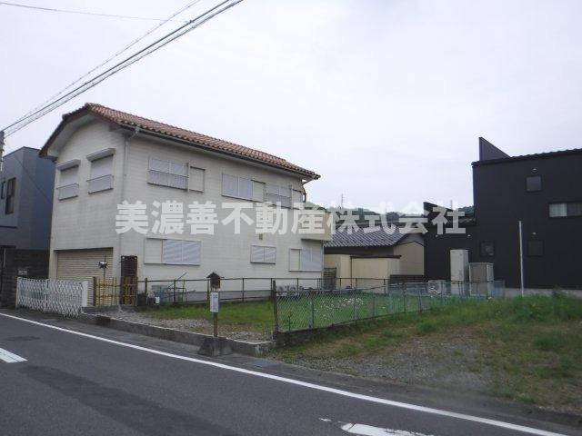 ５８４２７　岐阜市三田洞東土地の外観